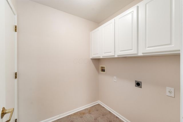 12870 Pacer Drive, Pickerington, OH 43147