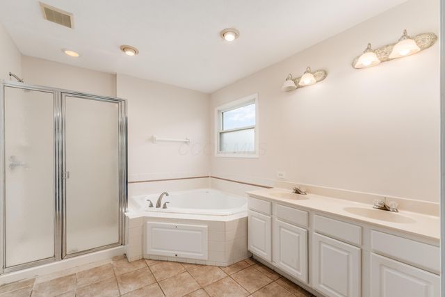 12870 Pacer Drive, Pickerington, OH 43147