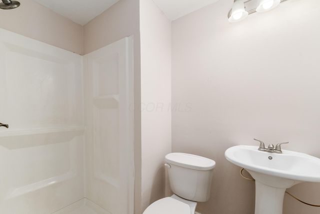 12870 Pacer Drive, Pickerington, OH 43147