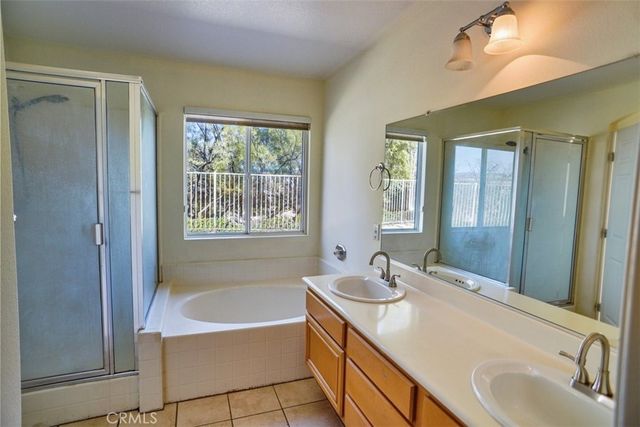 19711 Skyview Court, Canyon Country, CA 91351