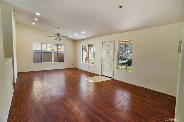 19711 Skyview Court, Canyon Country, CA 91351