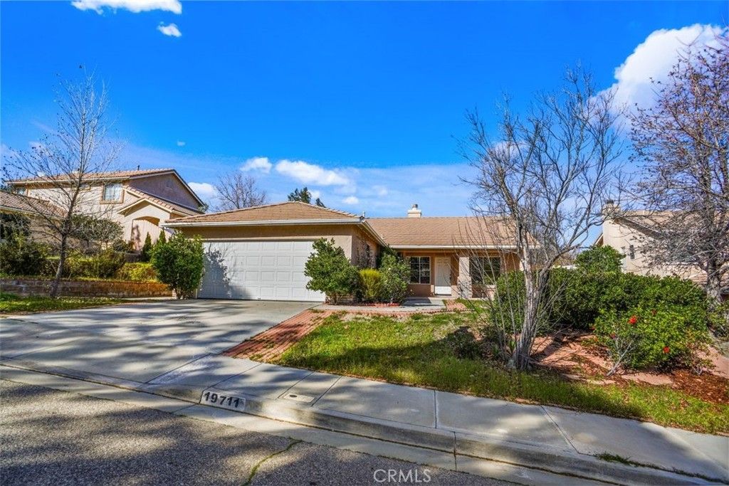 19711 Skyview Court, Canyon Country, CA 91351