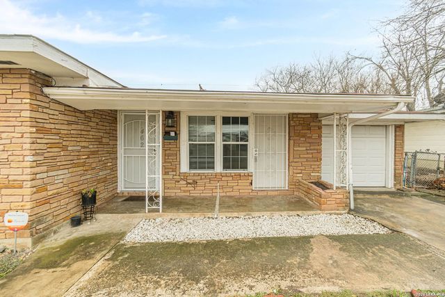 462 Trudell, San Antonio, TX 78213