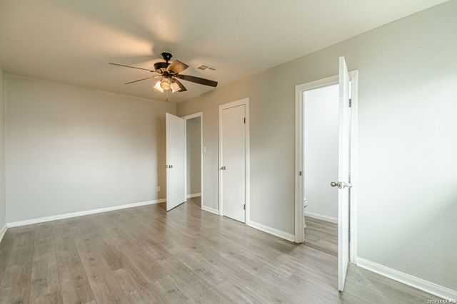 462 Trudell, San Antonio, TX 78213