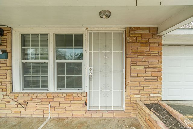 462 Trudell, San Antonio, TX 78213