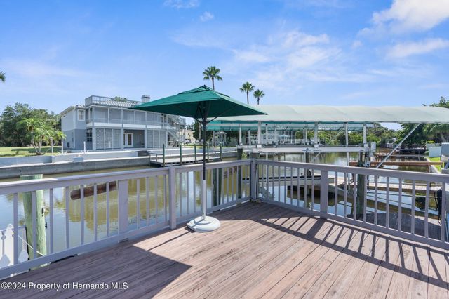 7637 Hatteras Drive, Hudson, FL 34667