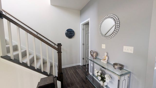 29W730 Cambridge Court 730, Warrenville, IL 60555