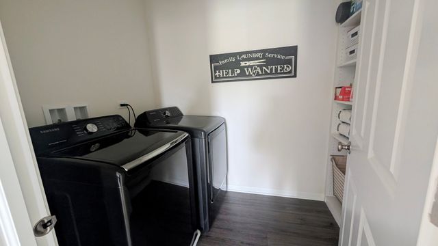 29W730 Cambridge Court 730, Warrenville, IL 60555