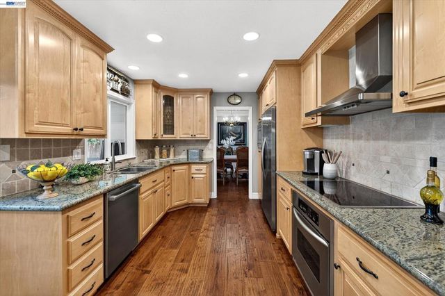 3026 Ferndale Ct, Pleasanton, CA 94588