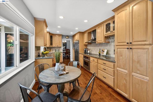 3026 Ferndale Ct, Pleasanton, CA 94588