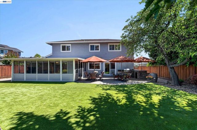 3026 Ferndale Ct, Pleasanton, CA 94588