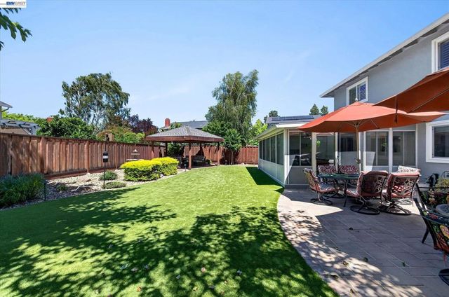 3026 Ferndale Ct, Pleasanton, CA 94588