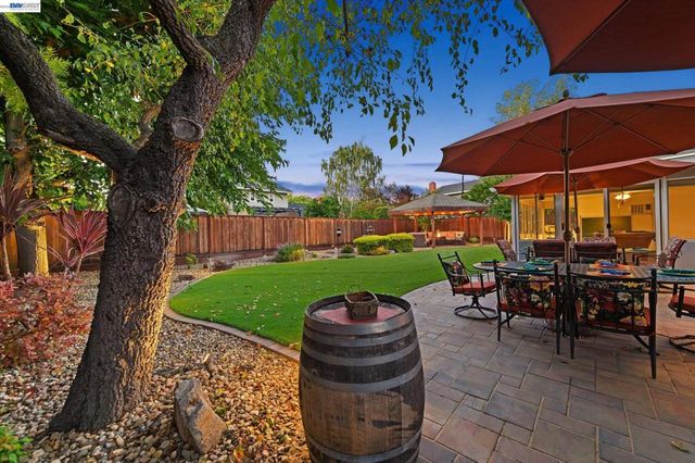 3026 Ferndale Ct, Pleasanton, CA 94588