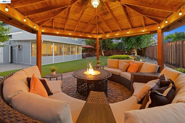 3026 Ferndale Ct, Pleasanton, CA 94588
