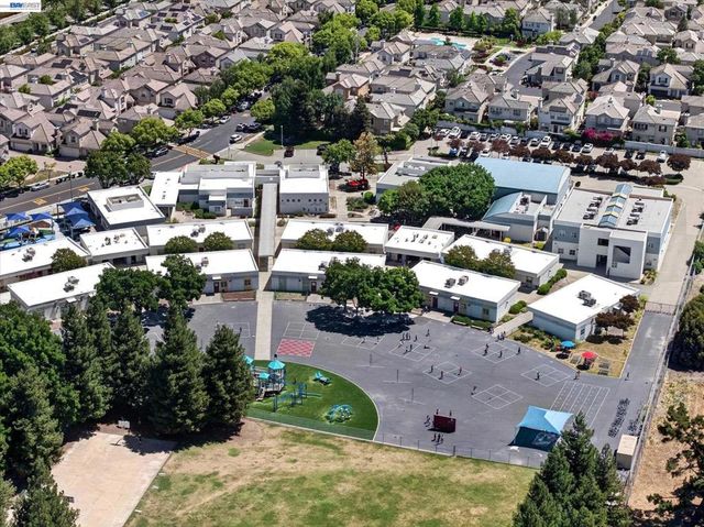 3026 Ferndale Ct, Pleasanton, CA 94588