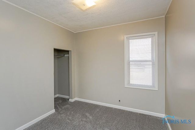 329 E Lake Street, Toledo, OH 43608