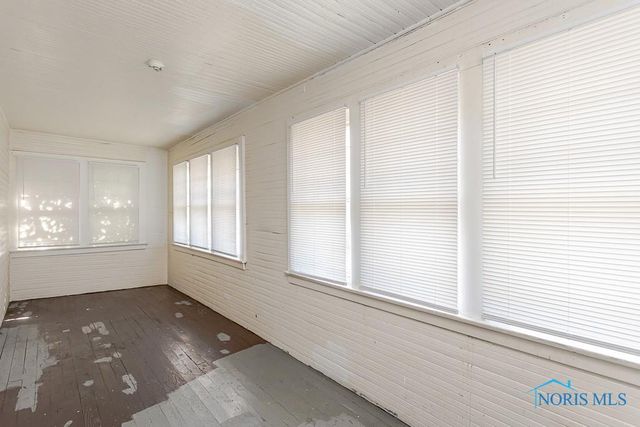 329 E Lake Street, Toledo, OH 43608