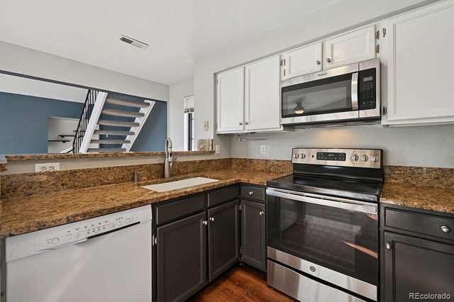 844 S Vance Street B, Lakewood, CO 80226