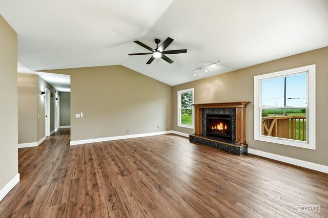 527 Cheshire Court, Yorkville, IL 60560