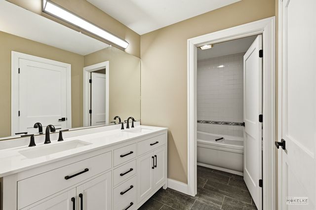 527 Cheshire Court, Yorkville, IL 60560