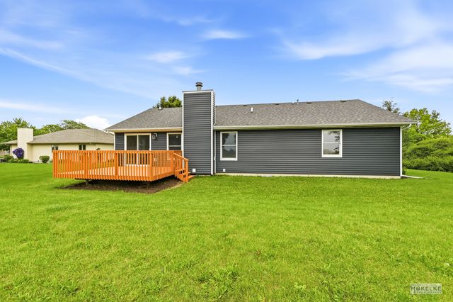 527 Cheshire Court, Yorkville, IL 60560
