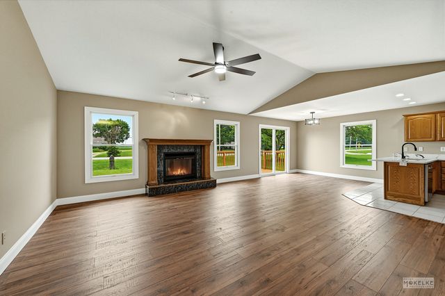 527 Cheshire Court, Yorkville, IL 60560