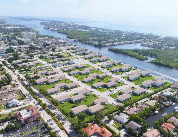 680 W Horizons W W 103, Boynton Beach, FL 33435