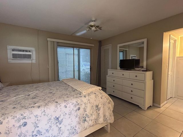 680 W Horizons W W 103, Boynton Beach, FL 33435