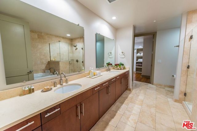 10700 Wilshire Boulevard 204, Los Angeles, CA 90024