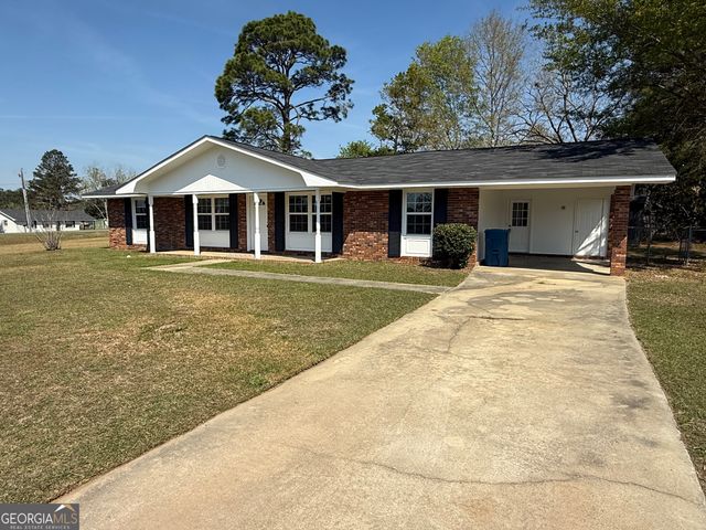 1700 N Maple Drive, Vidalia, GA 30474