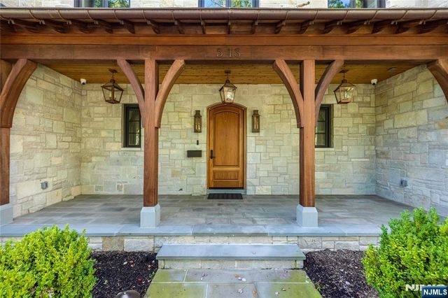 548 Sylvan Place, Haworth, NJ 07641