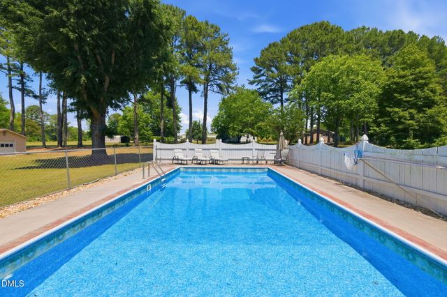 4504 Carpenter Pond Road, Durham, NC 27703
