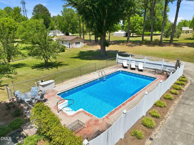 4504 Carpenter Pond Road, Durham, NC 27703