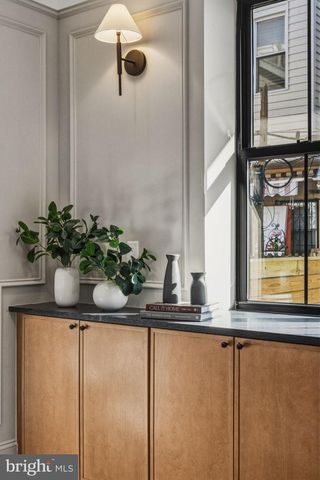 1635 S 5TH ST, Philadelphia, PA 19148