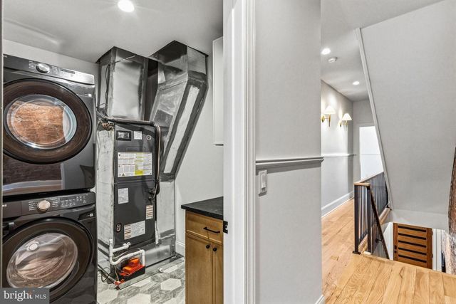 1635 S 5TH ST, Philadelphia, PA 19148