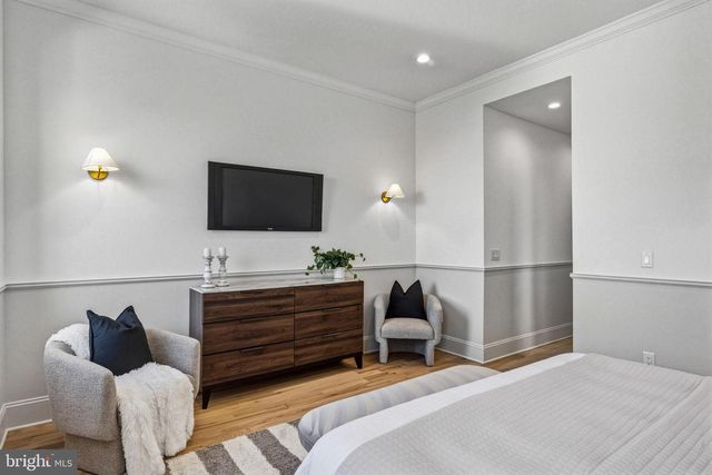 1635 S 5TH ST, Philadelphia, PA 19148