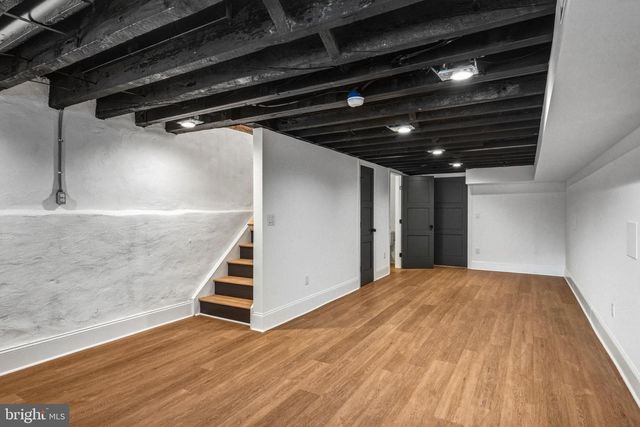 1635 S 5TH ST, Philadelphia, PA 19148