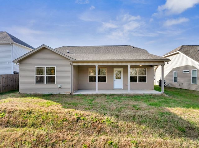 1062 Berra Dr, Springfield, TN 37172