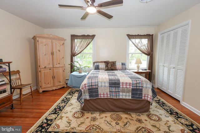 28335 OLD VILLAGE RD, Mechanicsville, MD 20659