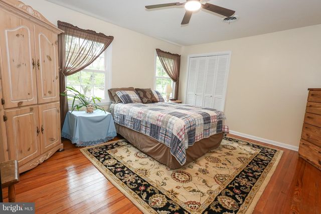 28335 OLD VILLAGE RD, Mechanicsville, MD 20659