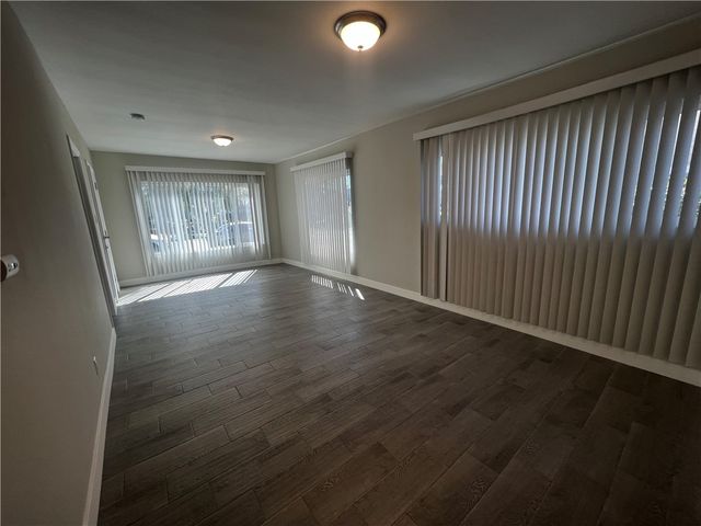 604 S Van Ness Avenue, Santa Ana, CA 92701