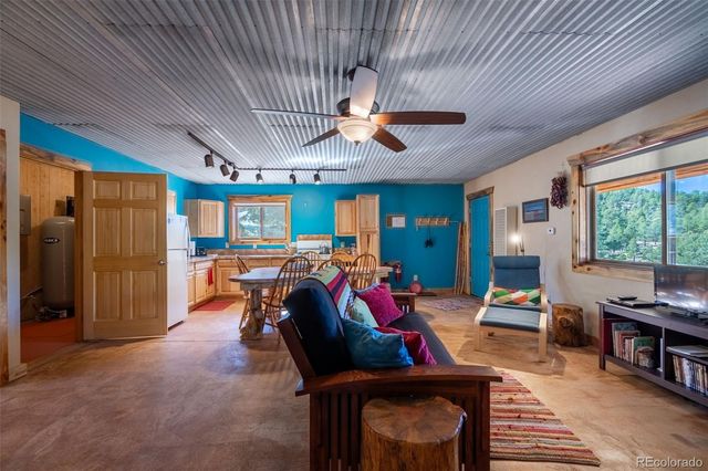 214 Durfee Circle, Westcliffe, CO 81252