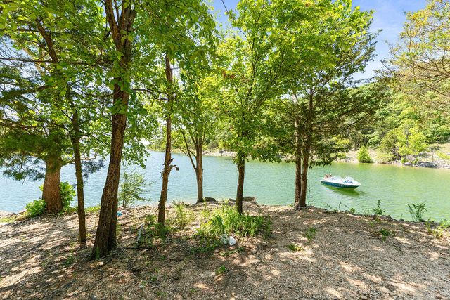 74 Westward Way, Kimberling City, MO 65686