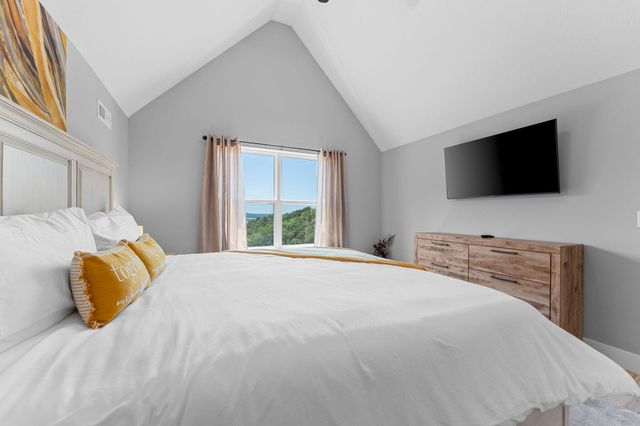 74 Westward Way, Kimberling City, MO 65686