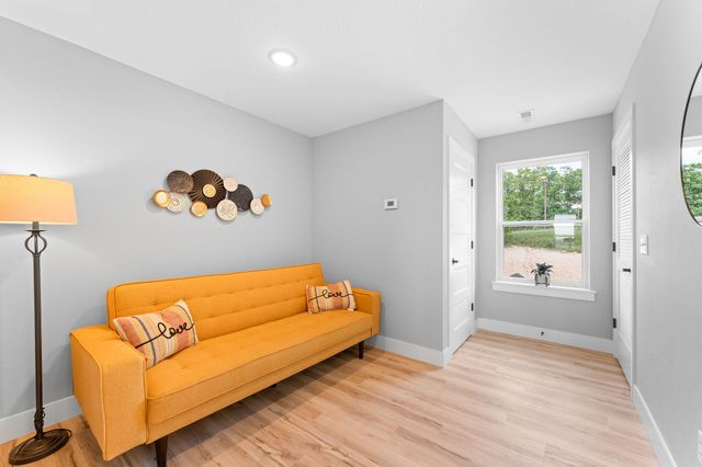 74 Westward Way, Kimberling City, MO 65686