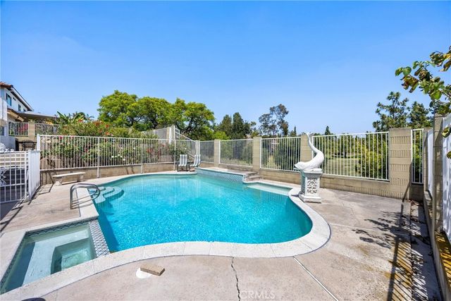 2132 Camino Rey, Fullerton, CA 92833