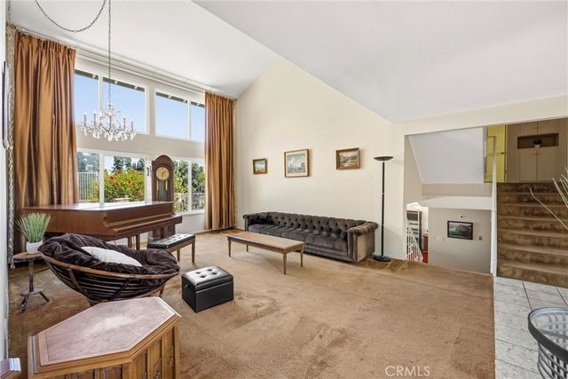 2132 Camino Rey, Fullerton, CA 92833