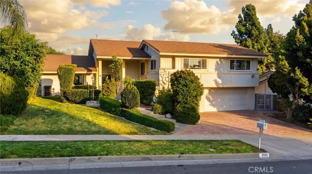 2132 Camino Rey, Fullerton, CA 92833