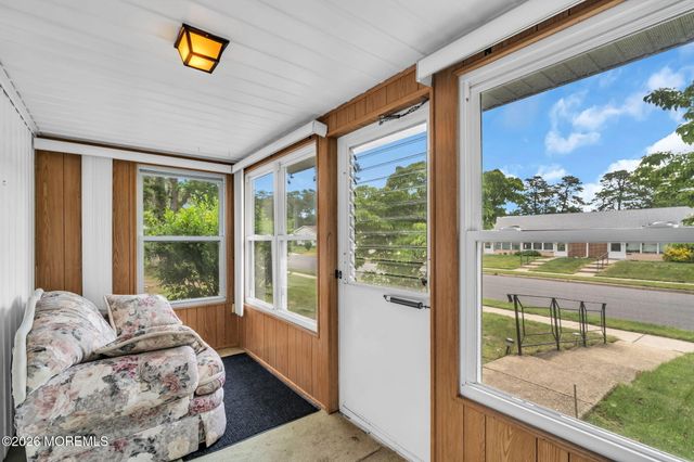 679B New Castle Court, Lakewood, NJ 08701