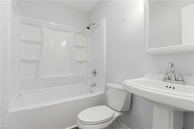 2044 Iowa ST, Chesapeake, VA 23323